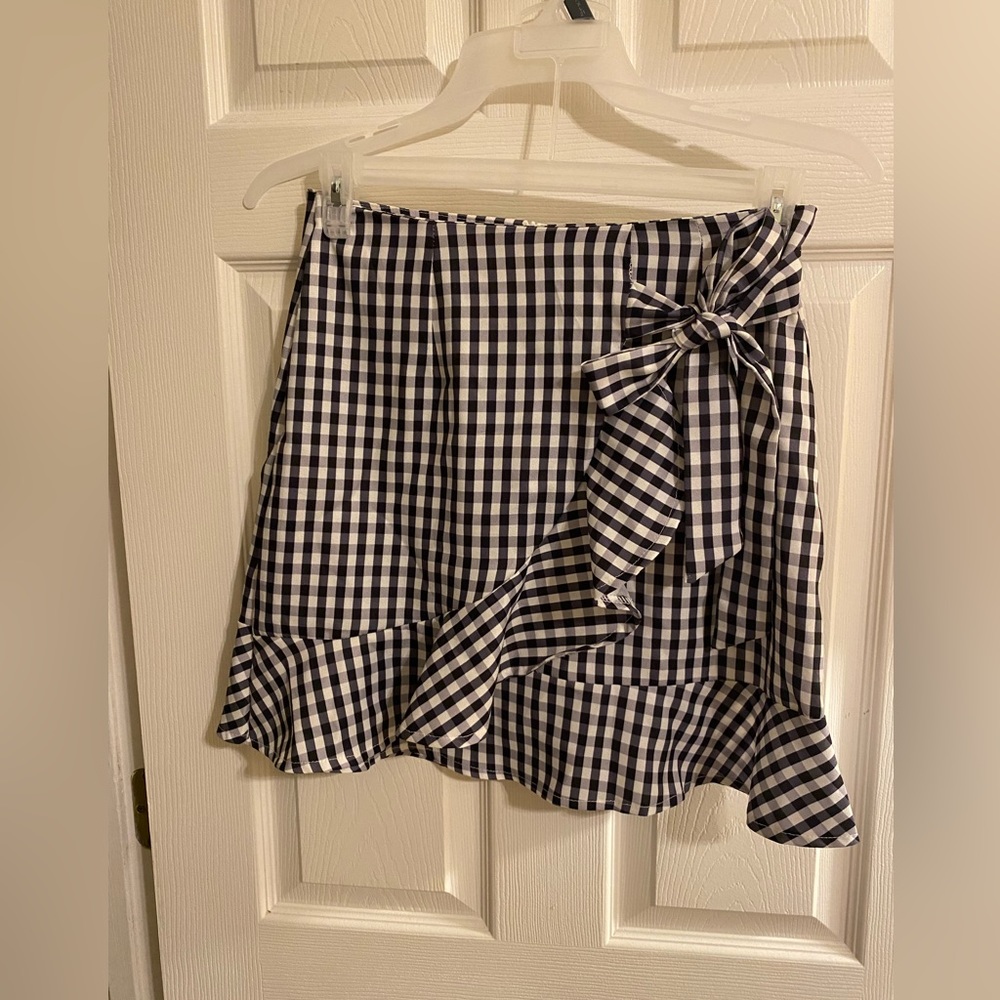 Black checkered mini skirt